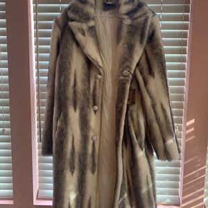Men’s faux fur trench style coat brand new
